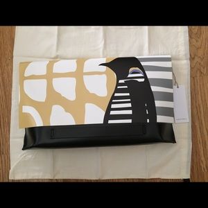 Kestrel Penguin/Pattern clutch